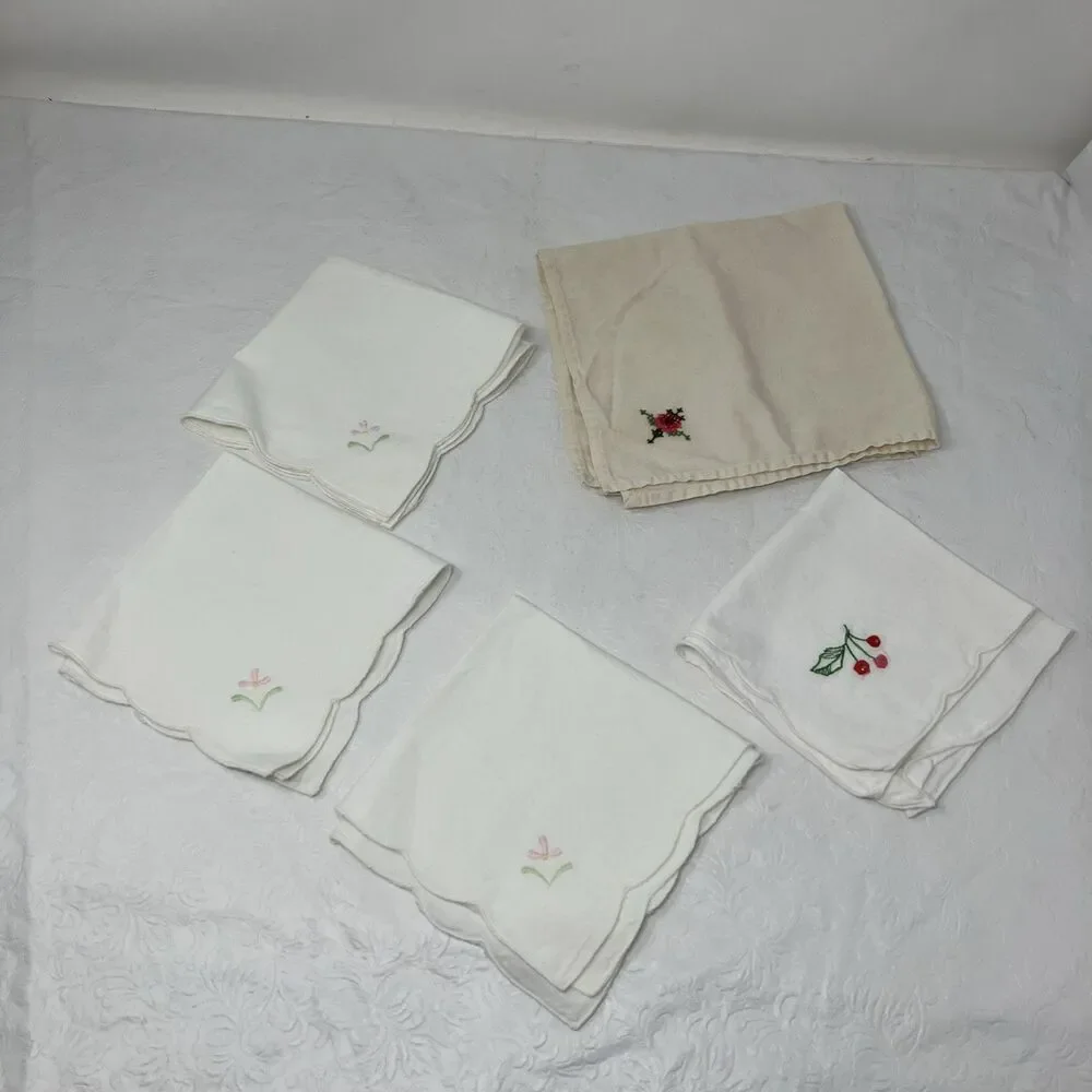Vintage Linen Napkins Embroidered Floral Mixed Lot